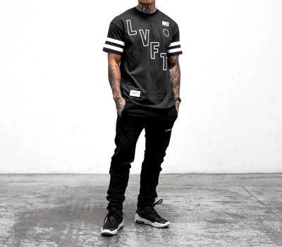 <tc>Live Fit. All Star Jersey Tee - Black</tc>