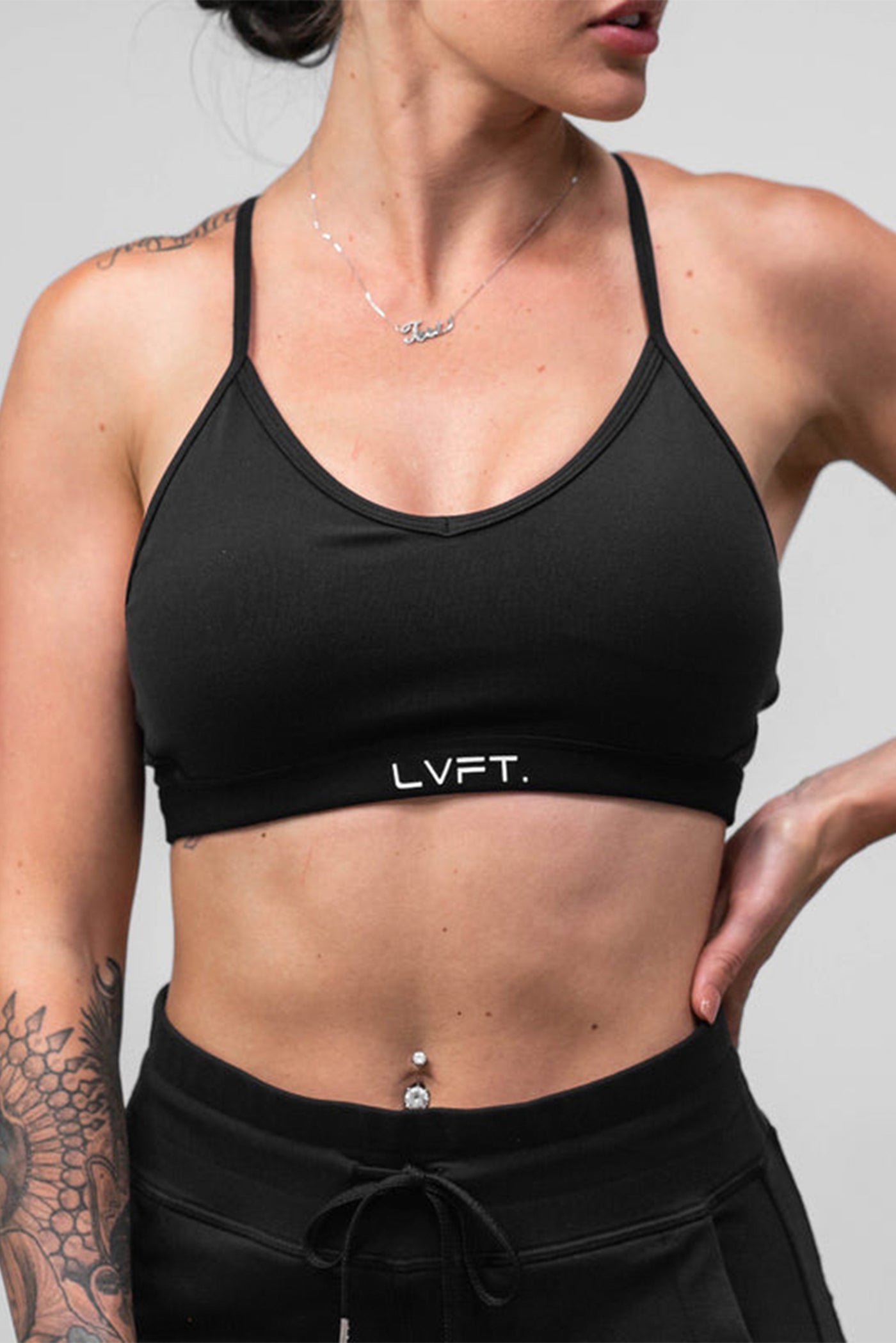 Áo Live Fit. Synergy Sports Bra- Black